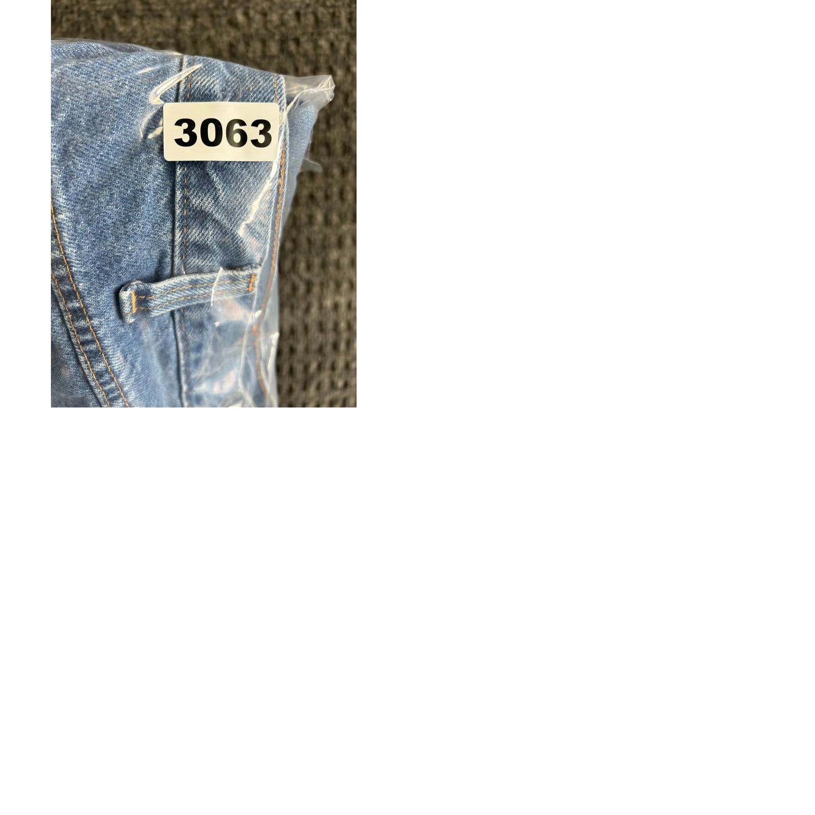 Carhartt VINTAGE Carhartt Jeans Relaxed Fit 38 x 30 Denim Blue 90s Grunge Logo 5-Pocket Mens Jeans Size US 38 / EU 54 - 9 Thumbnail