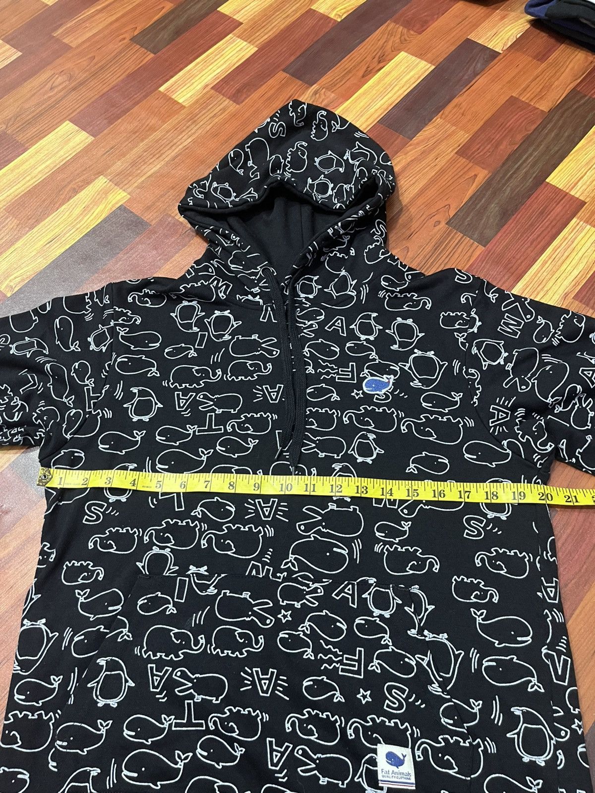 Japanese Brand Fat Animals Whale Print Hoodie Black Size M Japan Size US S / EU 44-46 / 1 - 12 Thumbnail