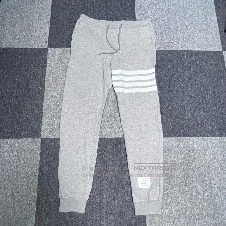 Thom Browne Thom Browne size 2 Gray classic pants Size US 40 / EU 56 - 1 Thumbnail