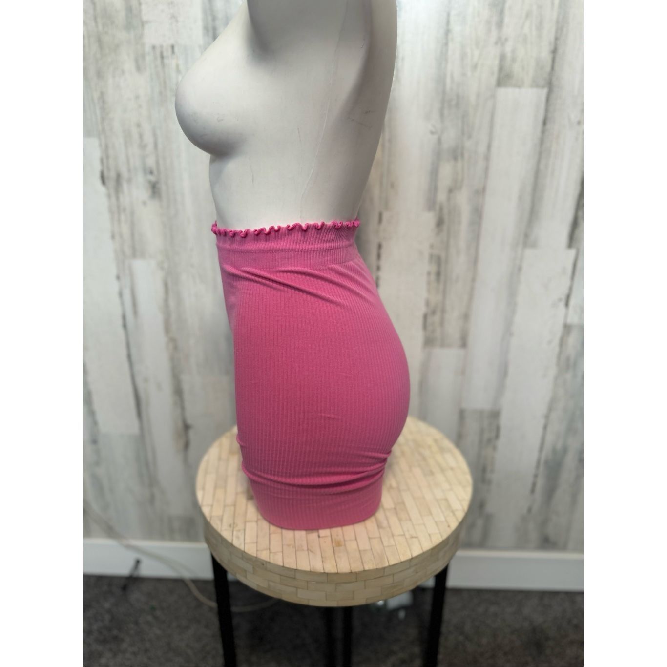 Other Fashion nova Pink Ribbed Biker Shorts Women’s Size Medium Hi Size 28" / US 6 / IT 42 - 2 Thumbnail