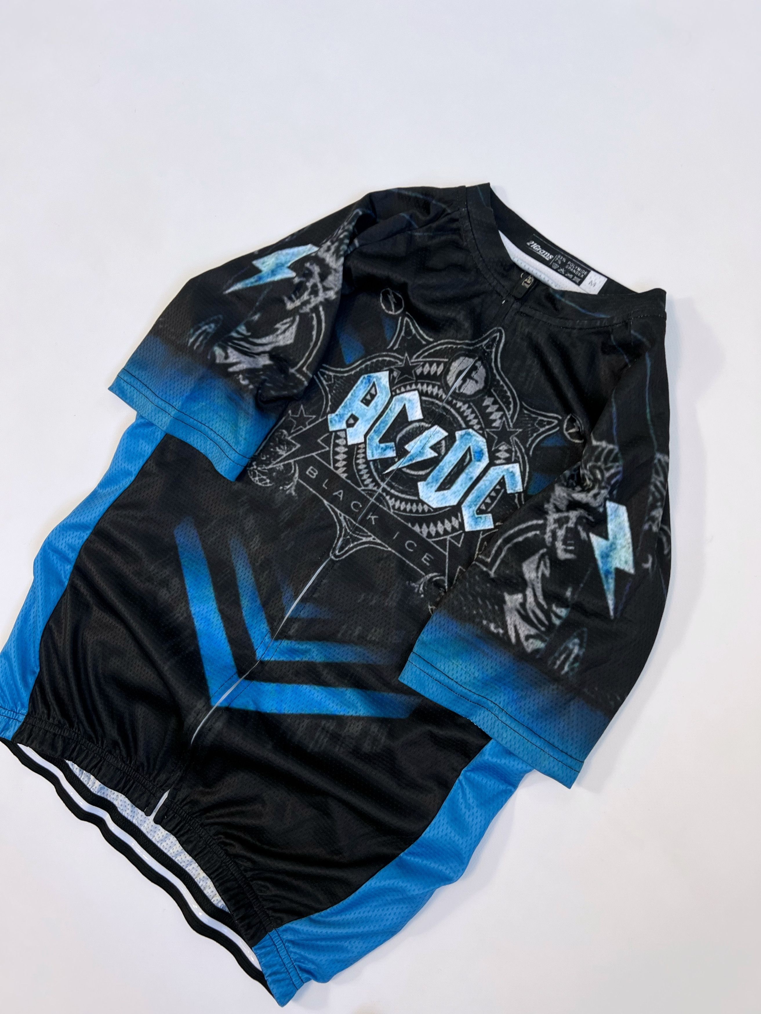 Other Rock T Shirt AC DC cycling jersey tee M Size US M / EU 48-50 / 2 - 3 Thumbnail