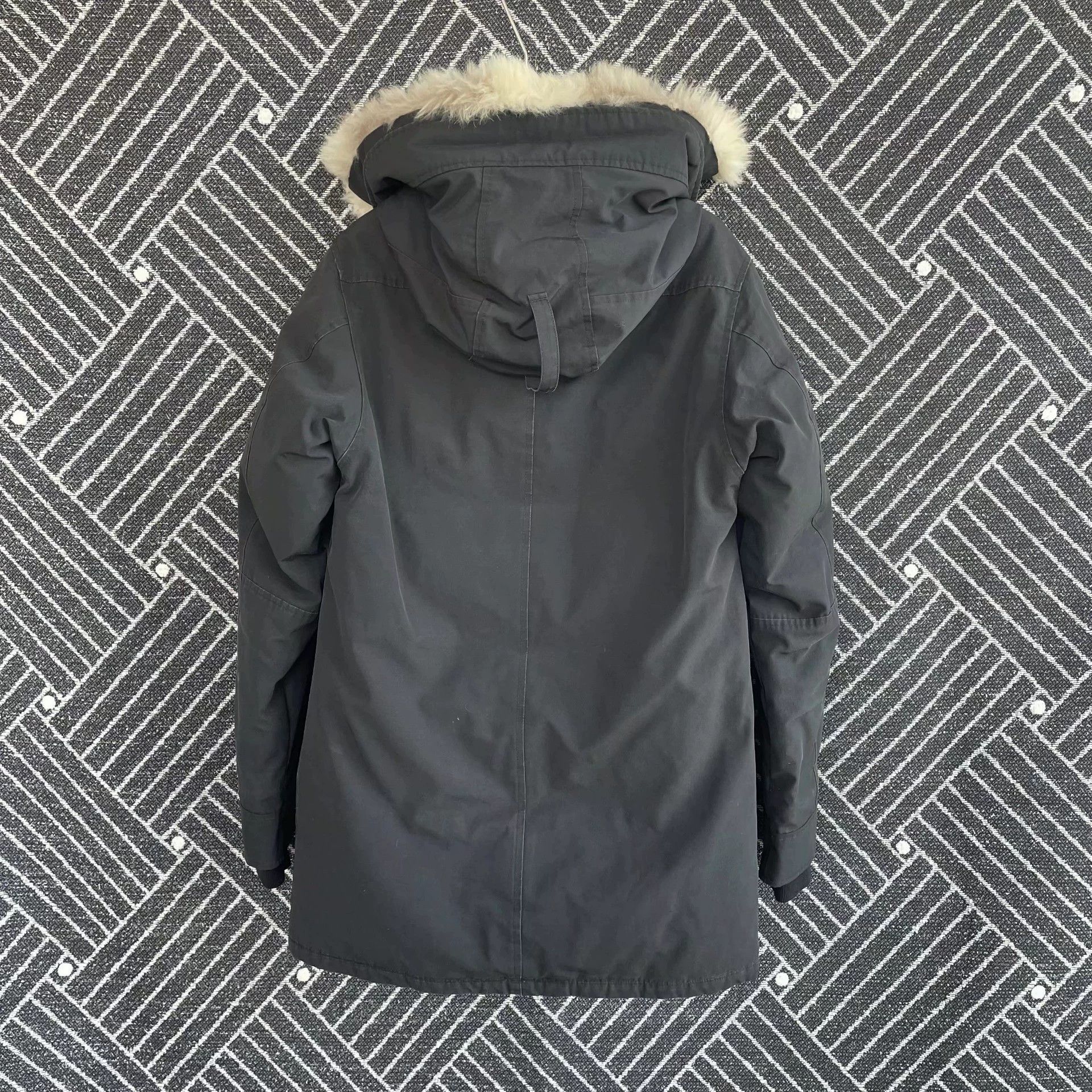 Canada Goose 9/10 Canada Goose unisex black down jacket XS Size US XS / EU 42 / 0 - 2 Thumbnail
