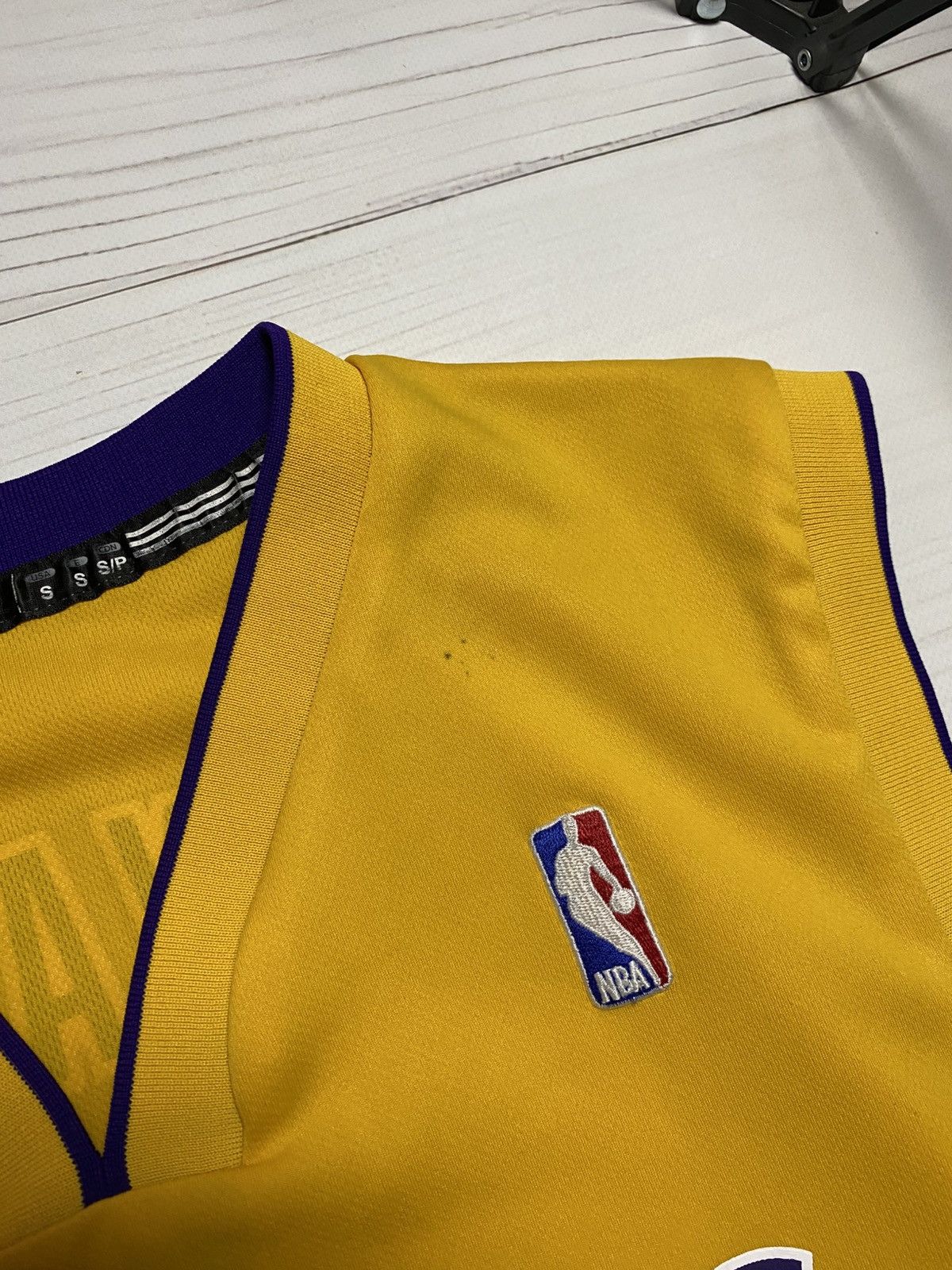 Adidas Vintage Adidas Los Angeles Lakers #24 Kobe Bryant jersey Size US S / EU 44-46 / 1 - 9 Thumbnail
