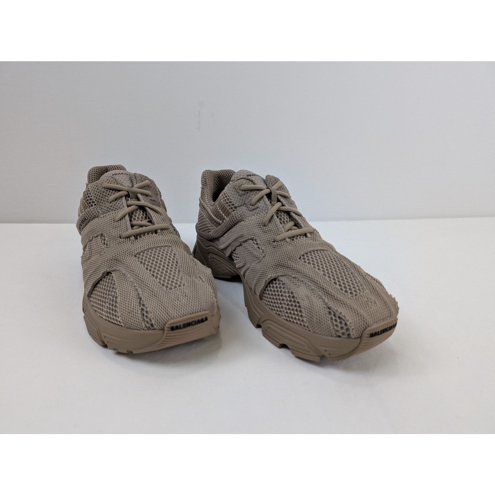 Balenciaga o1rshd1 Phantom Sneakers in Dark Beige Size US 13 / EU 46 - 6 Thumbnail