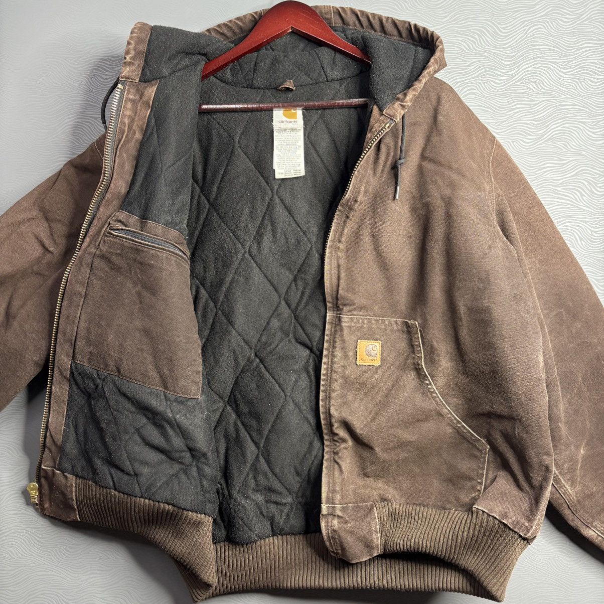 Carhartt × Vintage Vintage Y2k Carhartt J130 DKB Dark Brown Hooded jacket Size US L / EU 52-54 / 3 - 3 Thumbnail
