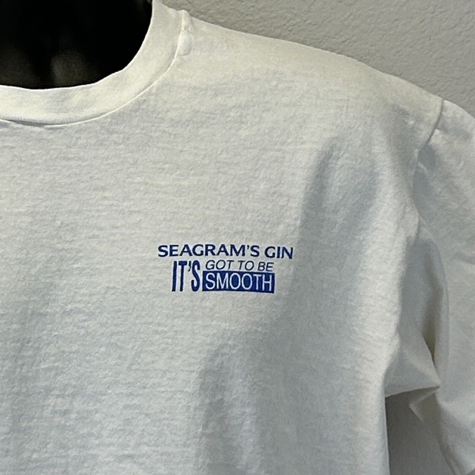 Fruit Of The Loom Vintage 90s Seagrams Gin T Shirt Alcohol White XL X-Large Size US XL / EU 56 / 4 - 8 Thumbnail