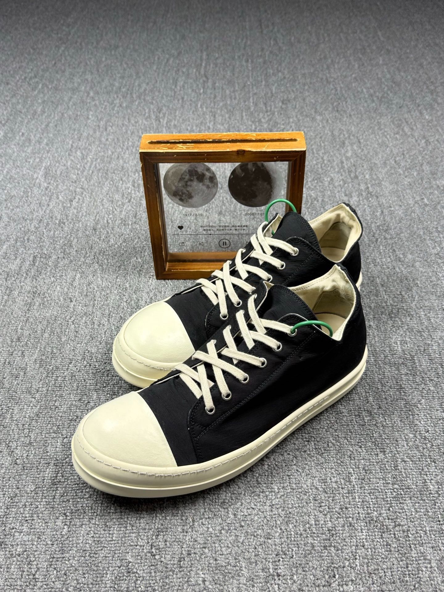 Rick Owens Rick Owens Retro Black Lowtop Sneakers 11 Men Size US 11 / EU 44 - 1 Thumbnail