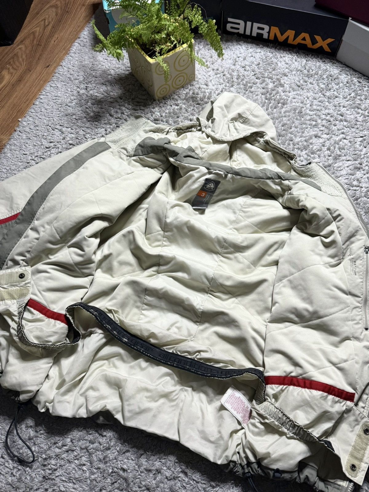 Nike ACG 00s Nike ACG Jacket Outdoor Rare Vintage Logo Drill Size US L / EU 52-54 / 3 - 12 Thumbnail