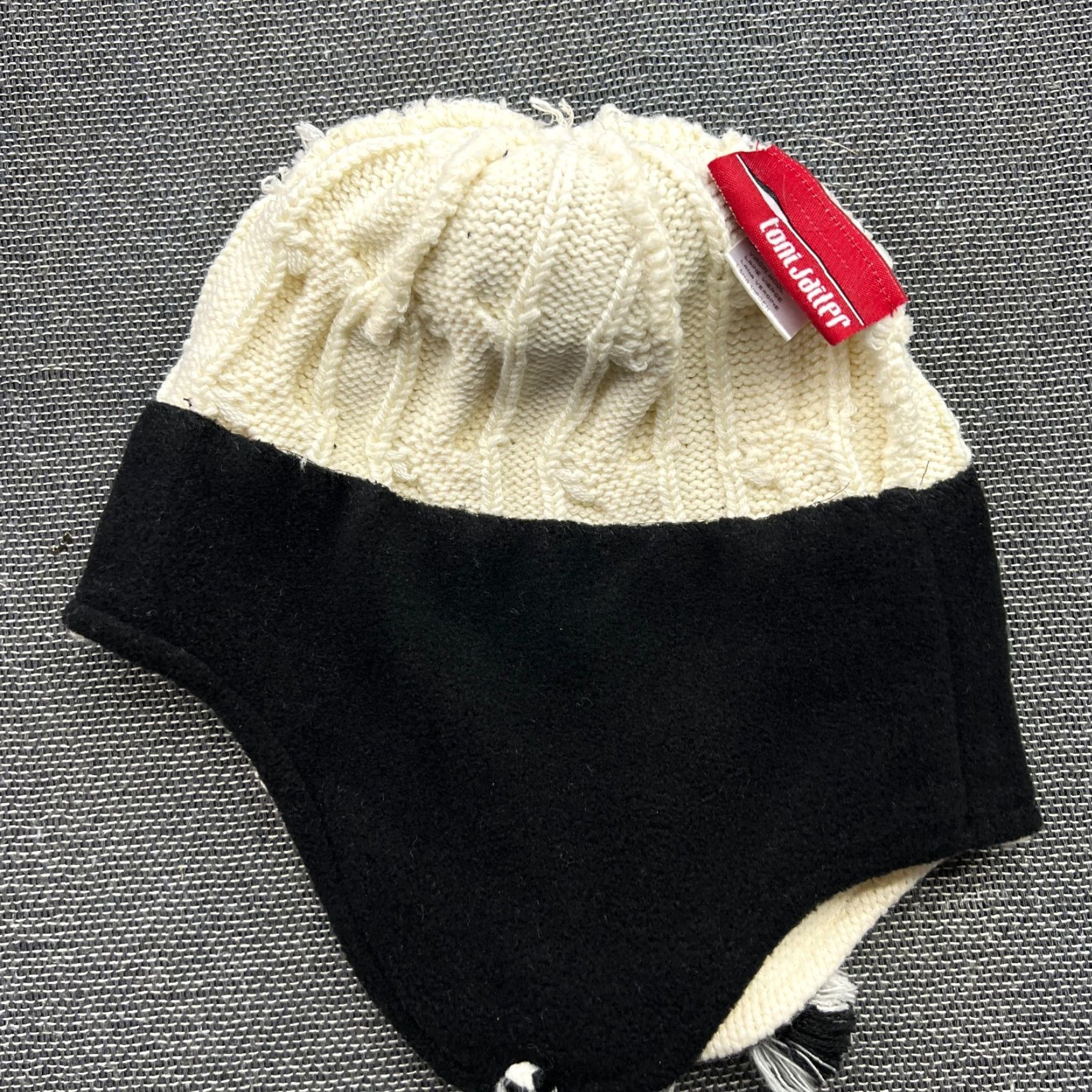 Vintage Toni Sailer Womens Beanie One Size Trapper Ear Flap Pom Pom Wool Blend Lined Size ONE SIZE - 5 Thumbnail