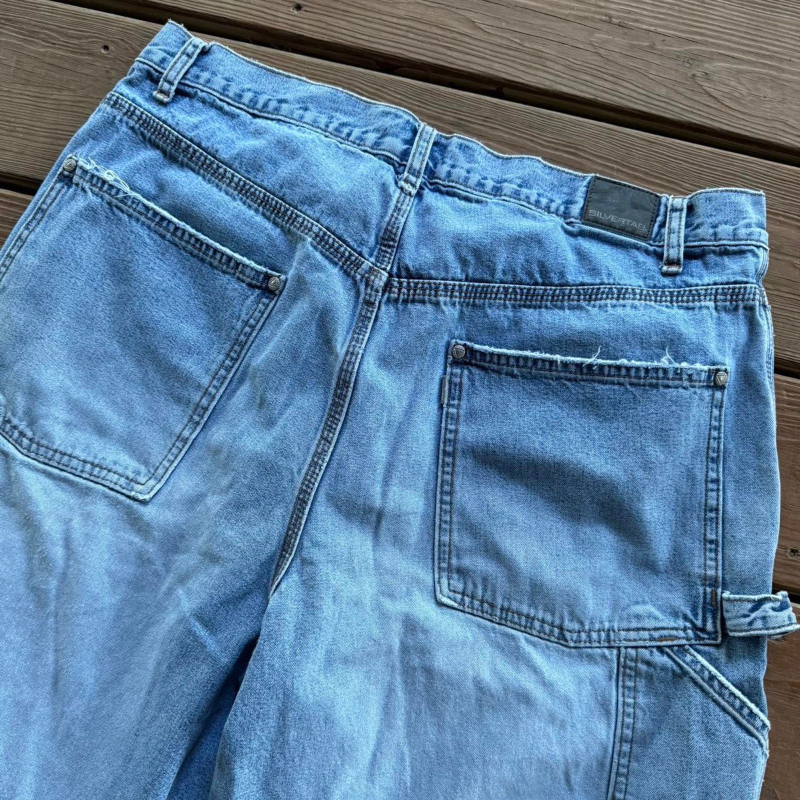 Levi's Vintage y2k Levis Silvertab Baggy Light Wash Denim Shorts Size US 36 / EU 52 - 3 Thumbnail