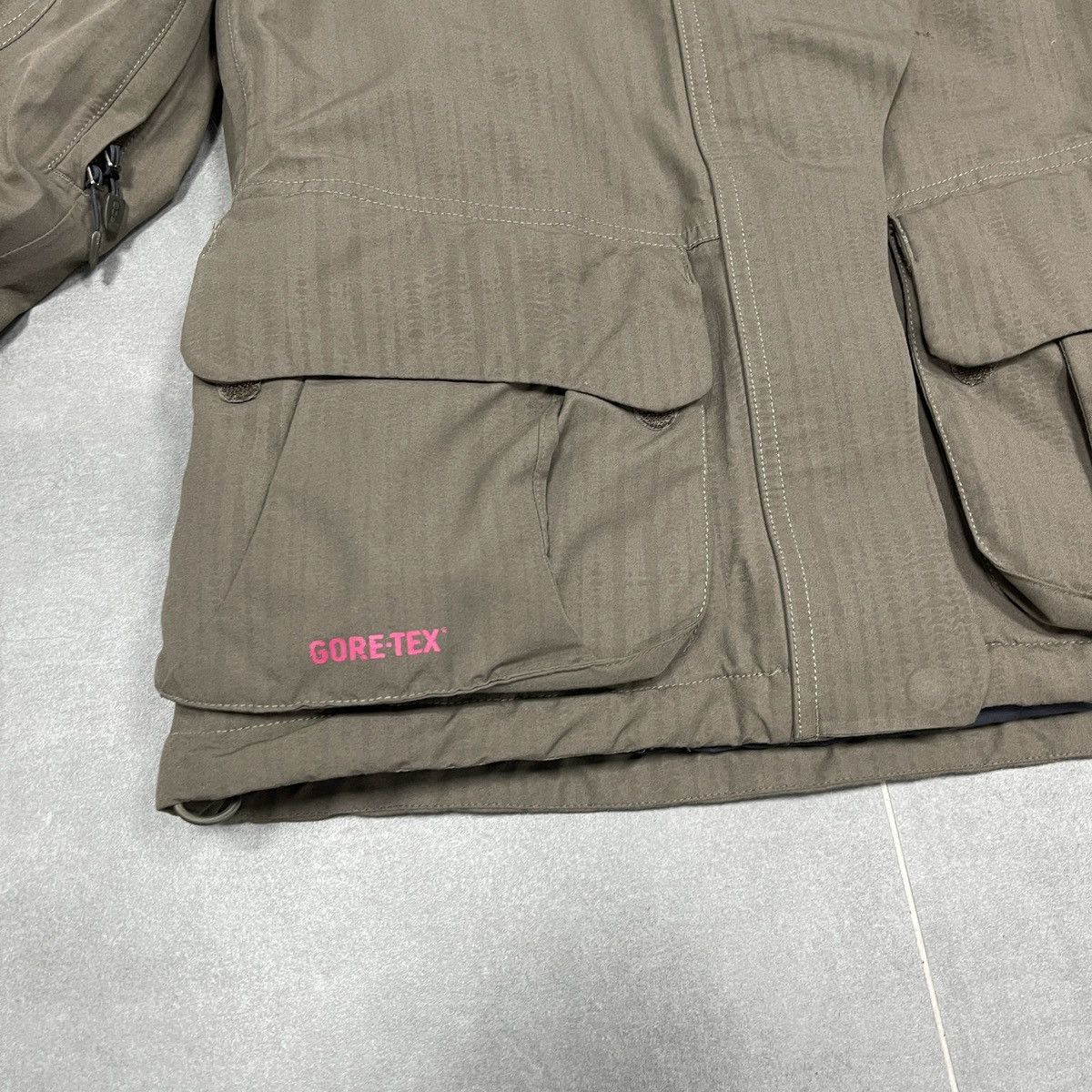 Nike ACG × Vintage Vintage Nike ACG Women Gore-Tex Puffer Snow Ski Jacket S Size S / US 4 / IT 40 - 5 Thumbnail