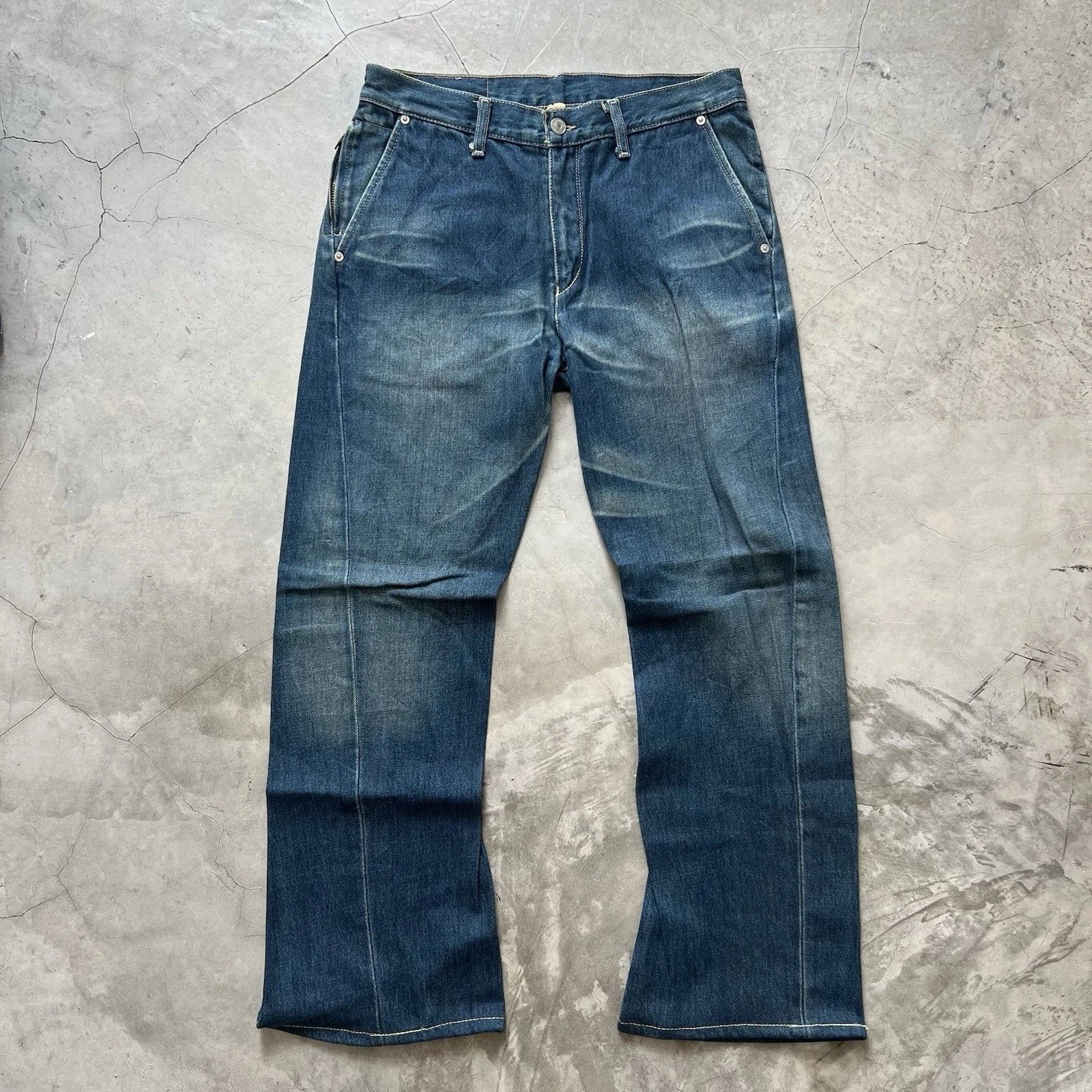 Levi's Levis Engineered Jeans Buckleback Tag W30 Actual 31x28.5 Size US 30 / EU 46 - 1 Thumbnail