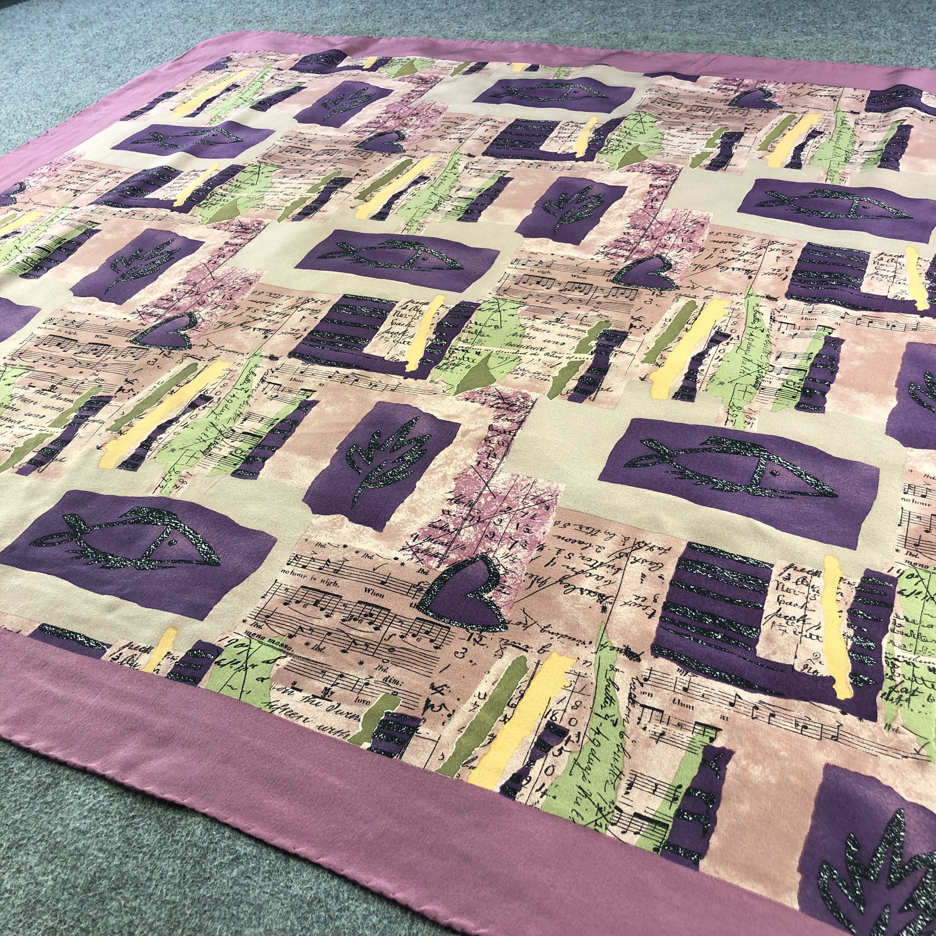 Vintage Luxury Abstract Design Silk Scarf M1077 Size ONE SIZE - 3 Thumbnail