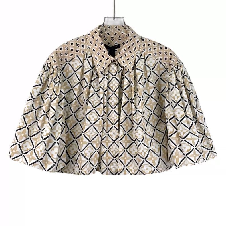Louis Vuitton Louis Vuitton 23 color-block logo print cotton lapel Cape Size XS / US 0-2 / IT 36-38 - 1 Thumbnail