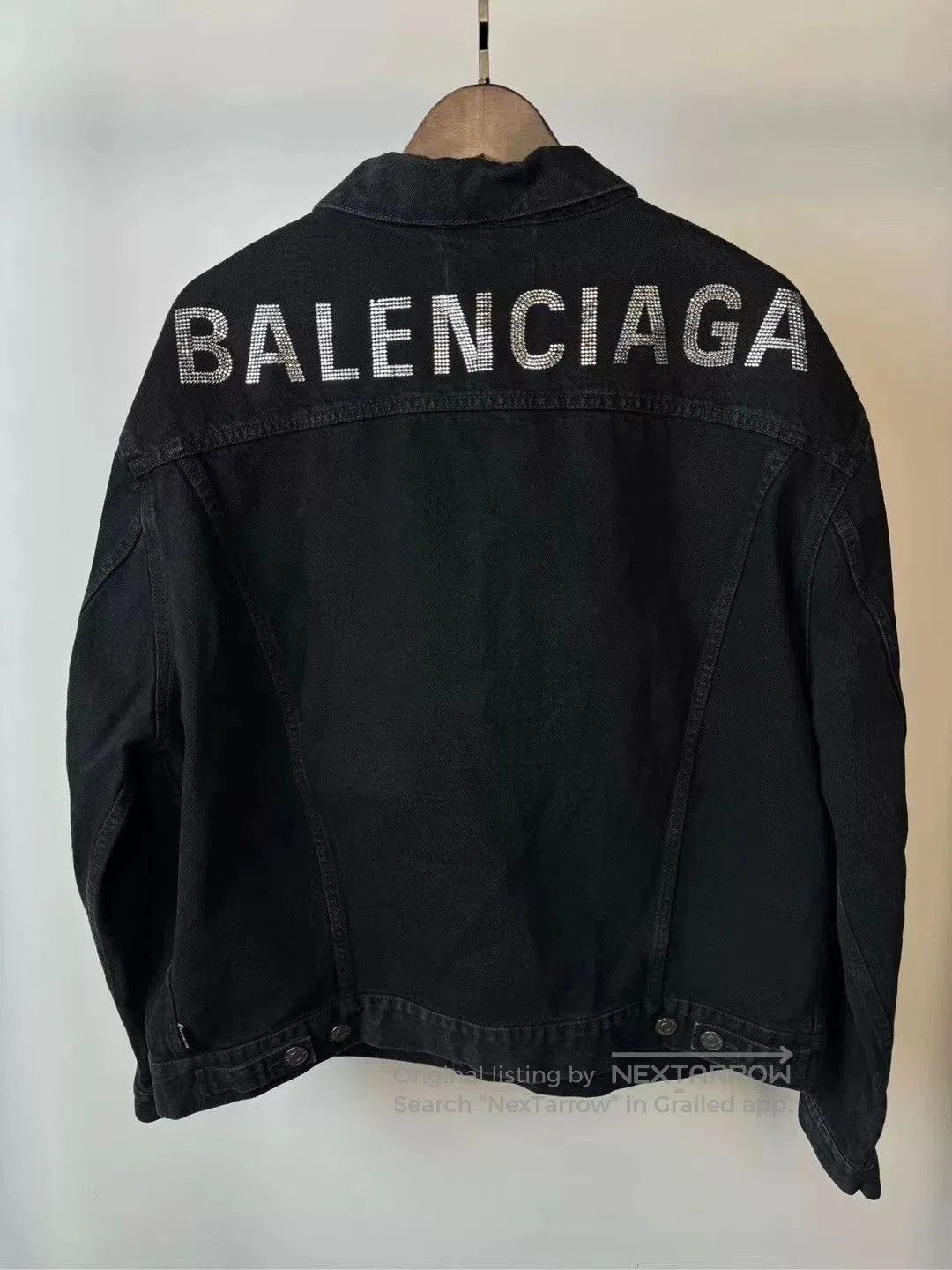 Balenciaga balenciaga distressed denim jacket with logo. Size S / US 4 / IT 40 - 2 Thumbnail