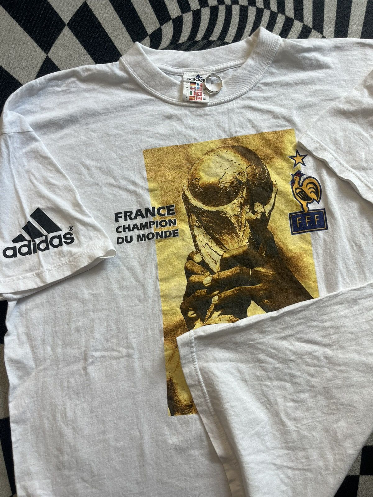 Adidas Vintage FRANCE 98’s Champion Du Monde Adidas 98’s Tshirt Size US L / EU 52-54 / 3 - 8 Thumbnail
