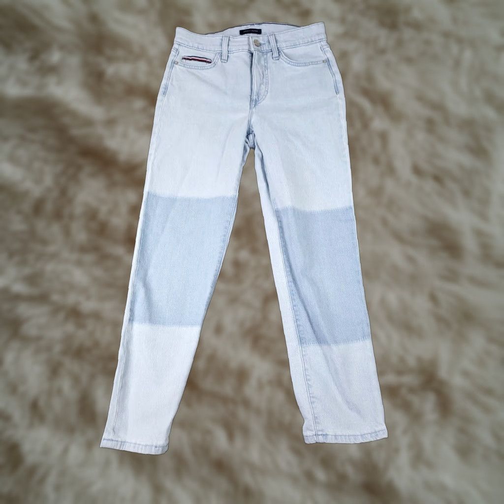 Tommy Hilfiger VINTAGE Tommy Hilfiger Women's Jeans Size 4 27x26 Straight Fit Denim Pants Blue Ladies Size 27" / US 4 / IT 40 - 1 Thumbnail