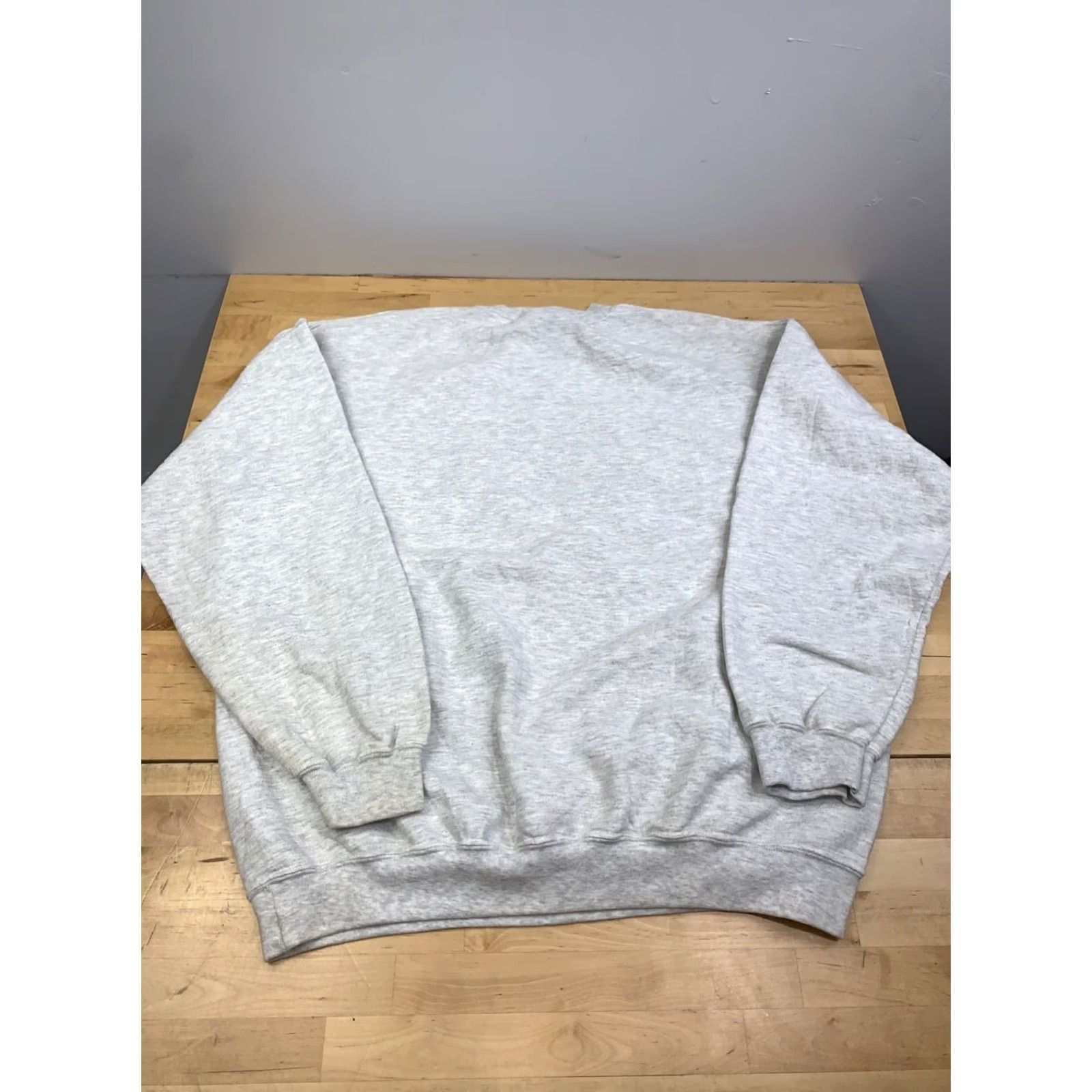 Gildan VINTAGE Kiss My A21709 Sweatshirt Mens XL Gray Pullover Cartoon Funny Y2K 12434 Size US XL / EU 56 / 4 - 8 Thumbnail