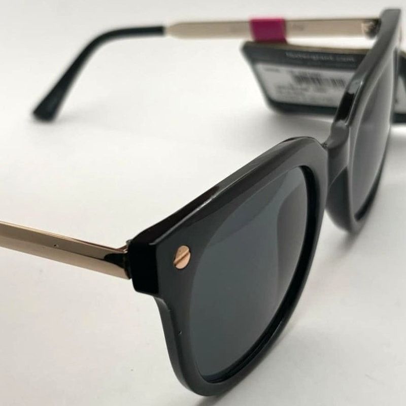 Foster Grant Black & Gold Foster Grant Sunglasses Size ONE SIZE - 3 Thumbnail