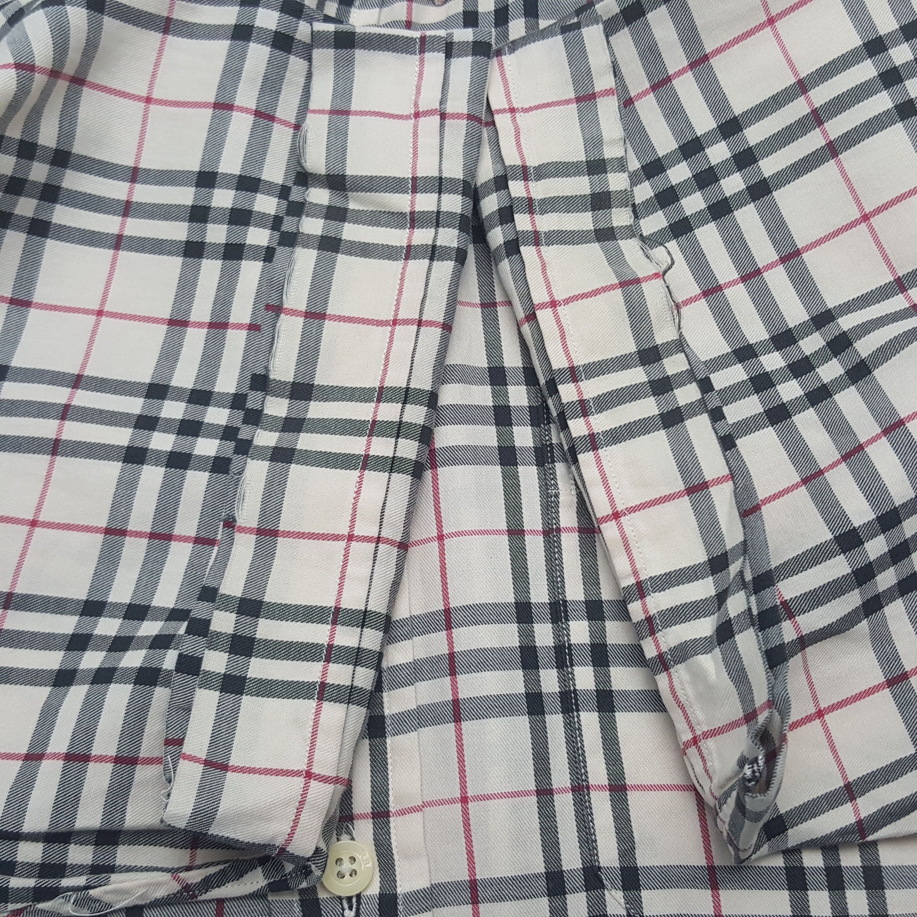Burberry × Vintage Vintage Burberry London Nova Check Shirt Button Up Size US L / EU 52-54 / 3 - 7 Thumbnail