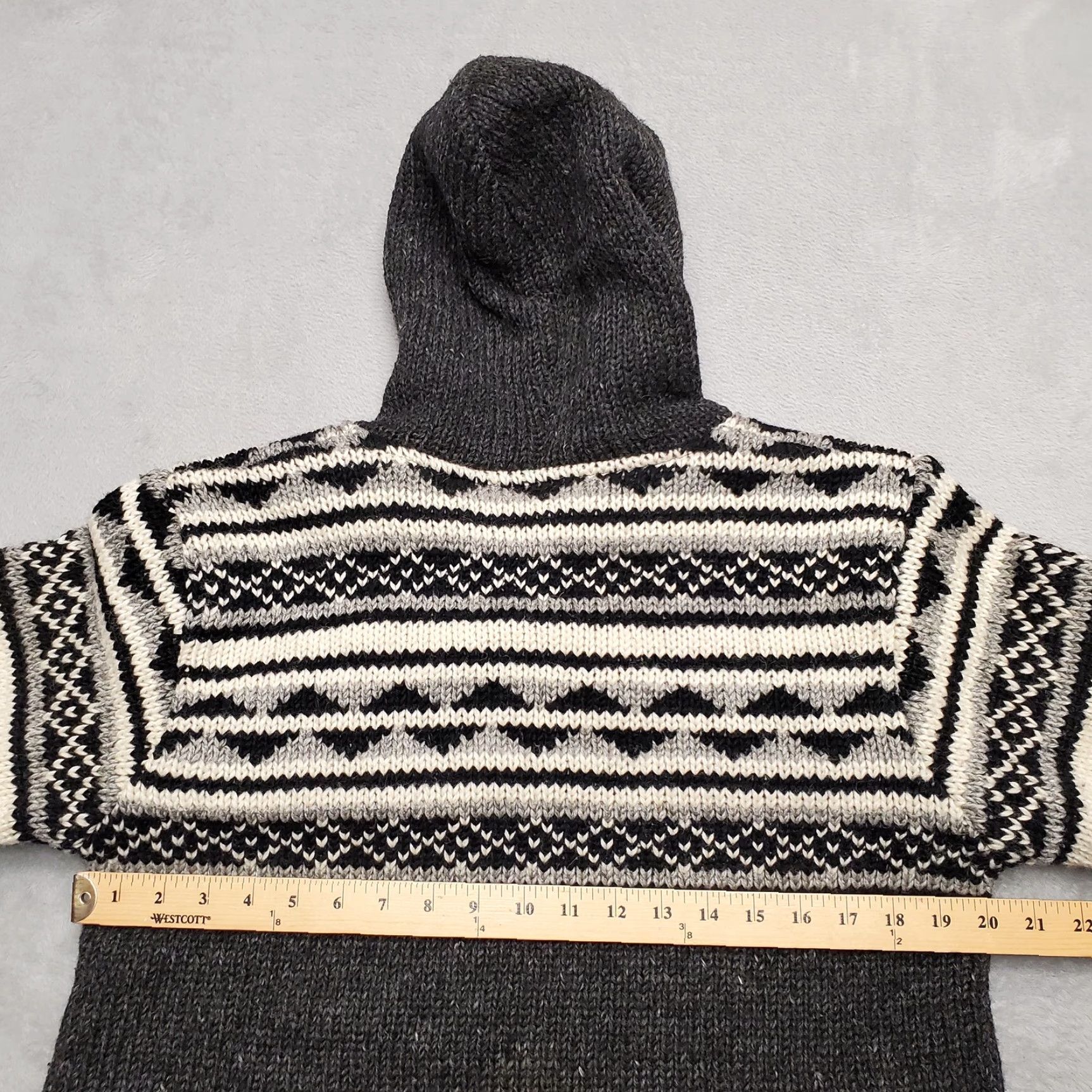 Vintage VINTAGE Rocky Mountain Outfitters Women S Gray Hoodie Sweater Jacket 100% Wool Nepal fleece Knit Plaid Zip Pockets Casual Outdoor Mens Womens Size S / US 4 / IT 40 - 4 Thumbnail