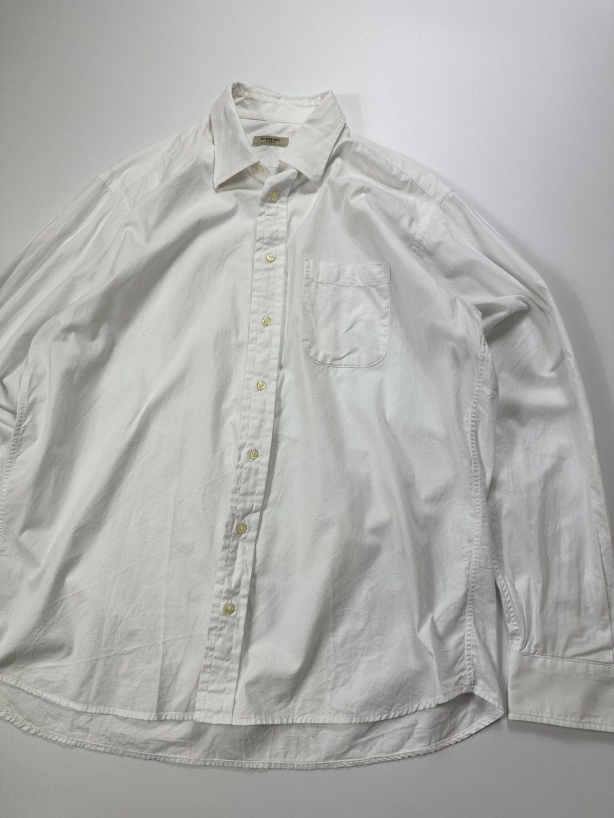 Burberry Burberry London Dress Shirt Made In USA Size US L / EU 52-54 / 3 - 7 Thumbnail