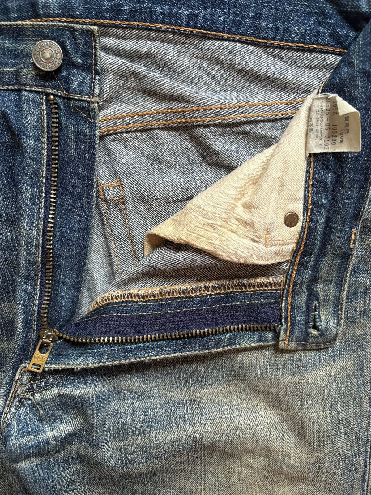 Levi's Vintage 90s Levis 505 Mud Wash Distressed Jeans Size US 31 - 9 Thumbnail