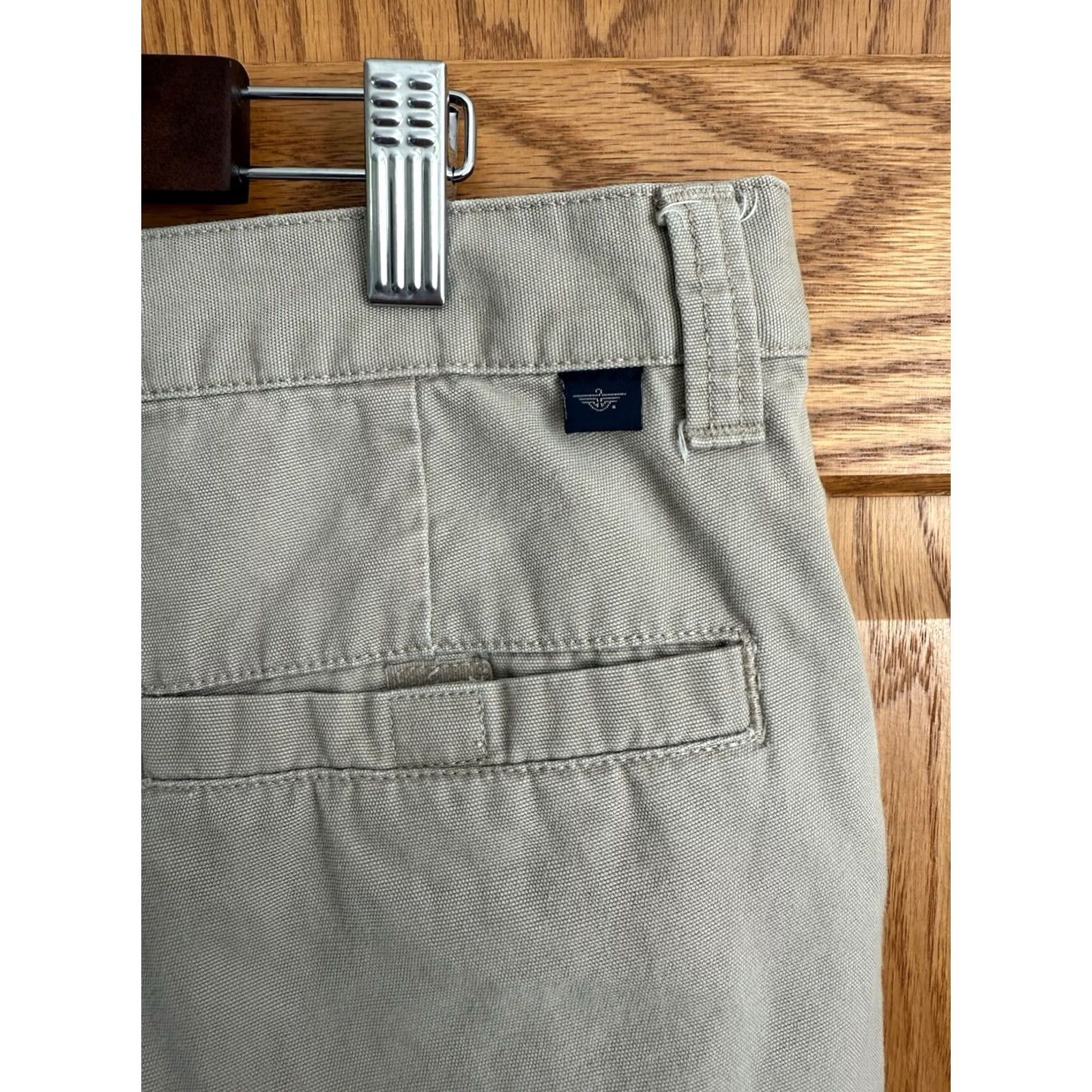 Dockers Dockers Shorts Mens 38 Beige Cargo Pockets Flat Front Relaxed Fit Hike Fish Size US 38 / EU 54 - 3 Thumbnail
