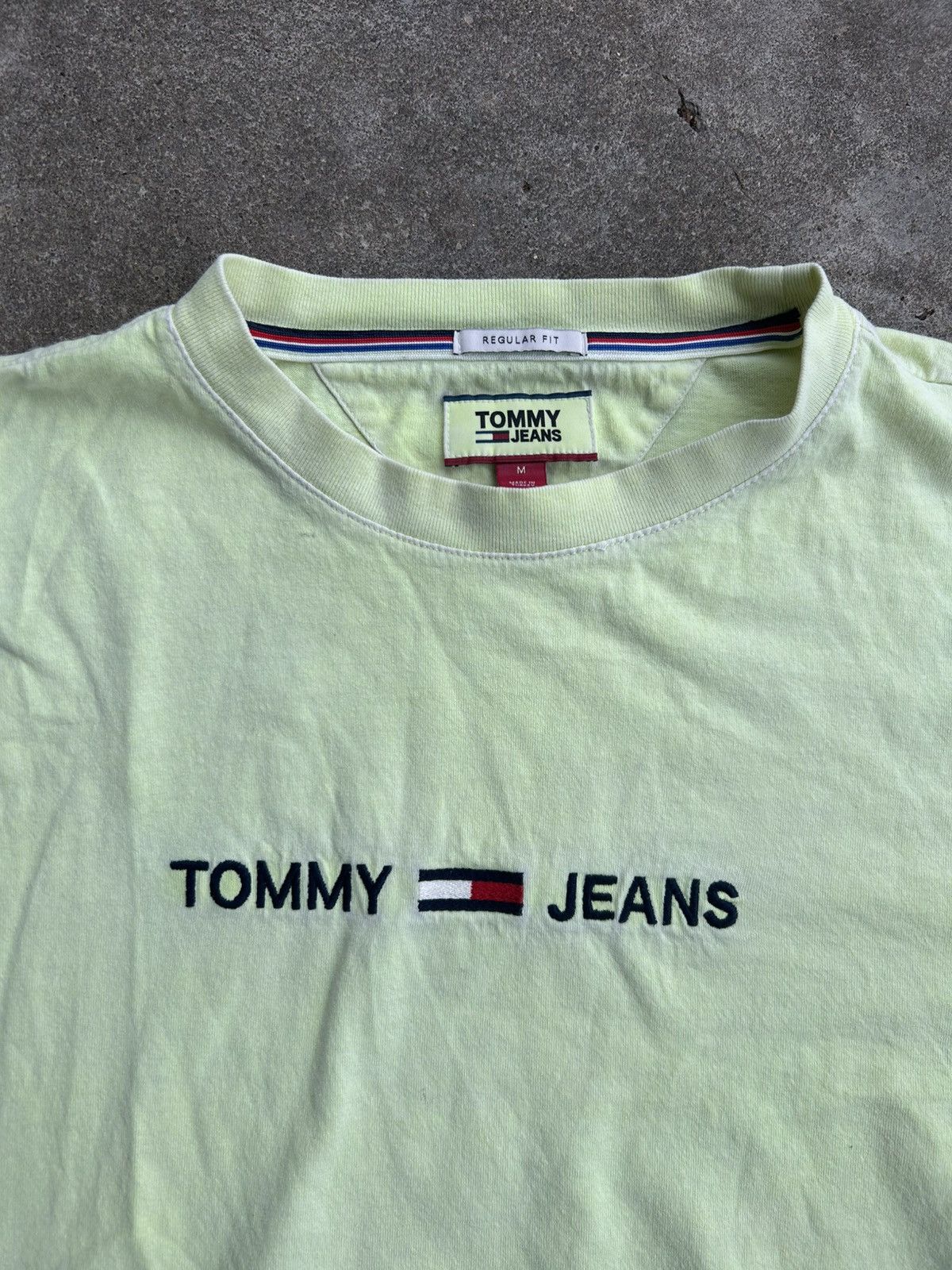 Tommy Jeans Tommy Jeans Vintage Tee Size US M / EU 48-50 / 2 - 2 Thumbnail