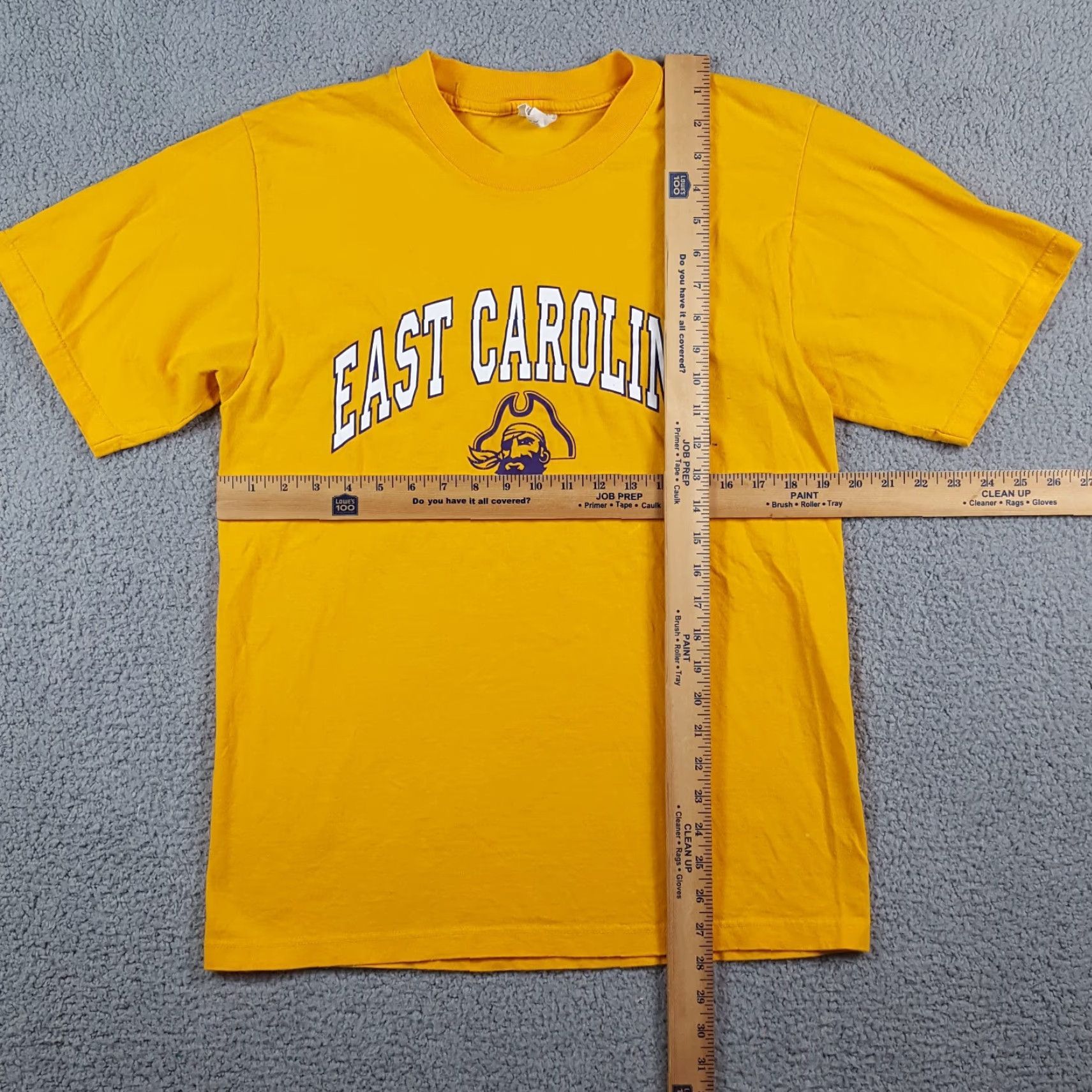 Vintage Vintage East Carolina Pirates NCAA Football T-Shirt Men Large Yellow College Retro 90s Y2K Size US L / EU 52-54 / 3 - 7 Thumbnail