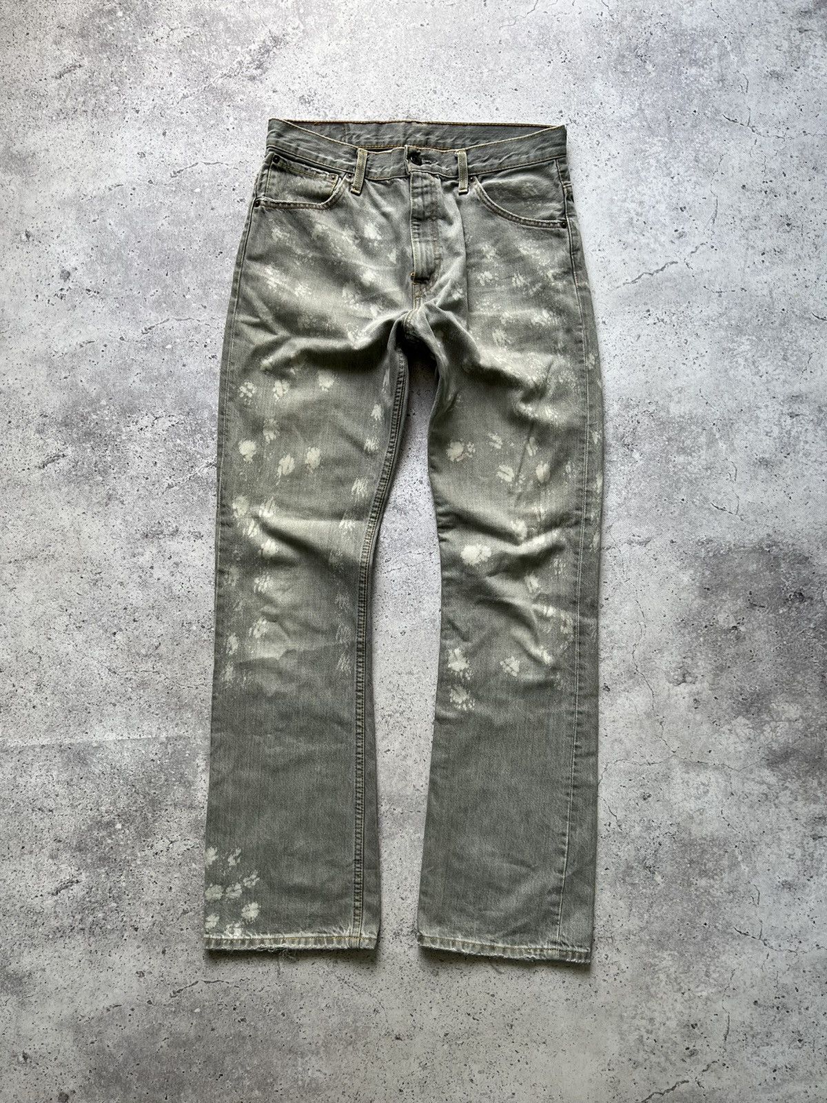 Vintage Flared Levi’s Distressed 90s Denim Flare Gallery