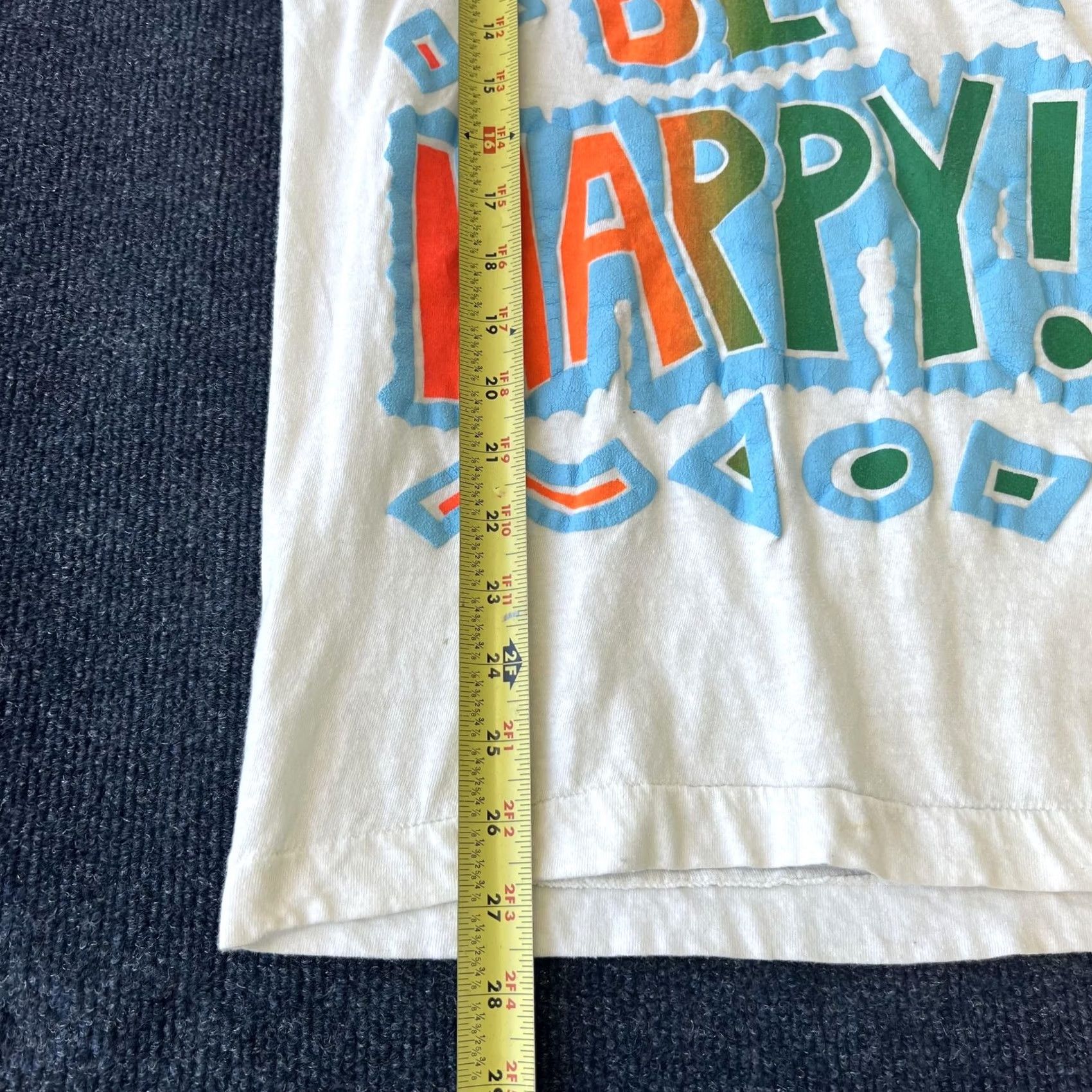 Vintage VINTAGE Don't Worry Be Happy Shirt Mens M White 80s Style Graphic Tee Size US M / EU 48-50 / 2 - 5 Thumbnail