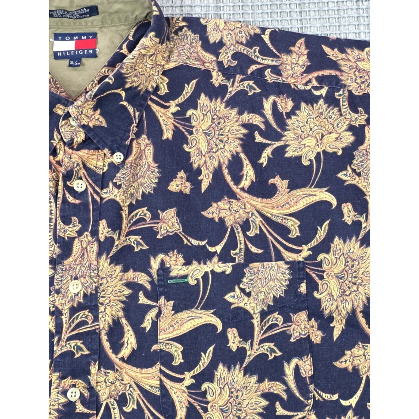 Tommy Hilfiger VINTAGE Tommy Hilfiger Paisley Button-Up Shirt Men’s XL Short Sleeve Linen Blend Size US XL / EU 56 / 4 - 3 Thumbnail