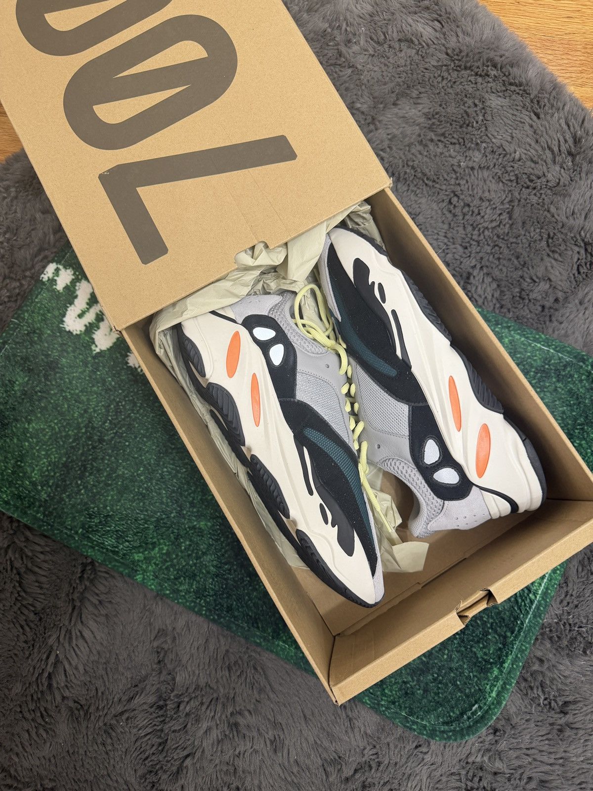 Yeezy Adidas Yeezy 700 size 11 NEW W BOX Size US 11 / EU 44 - 1 Thumbnail