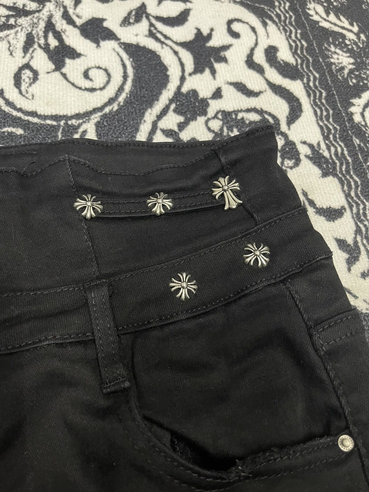Japanese Brand CHROME HEARTS INSPIRED STRETCHABLE PANT UNBRAND Size US 28 / EU 44 - 8 Thumbnail