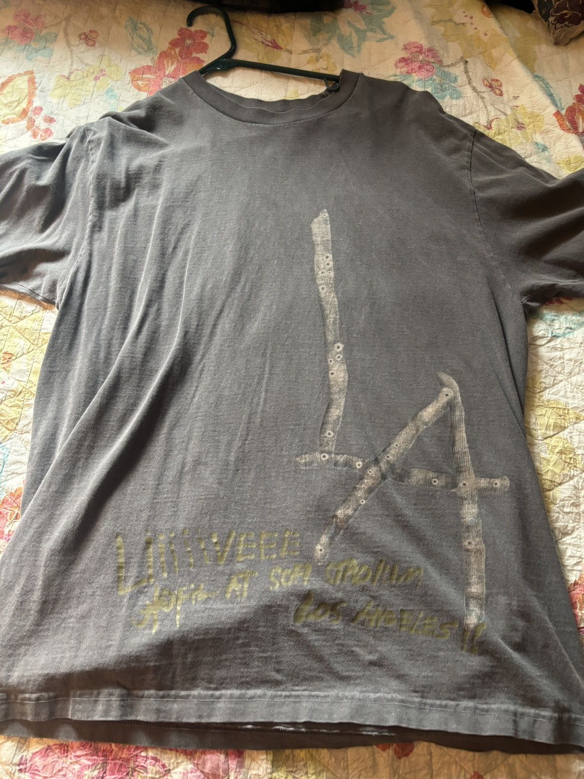 Travis Scott Travis scott utopia tour tee Size US L / EU 52-54 / 3 - 1 Thumbnail