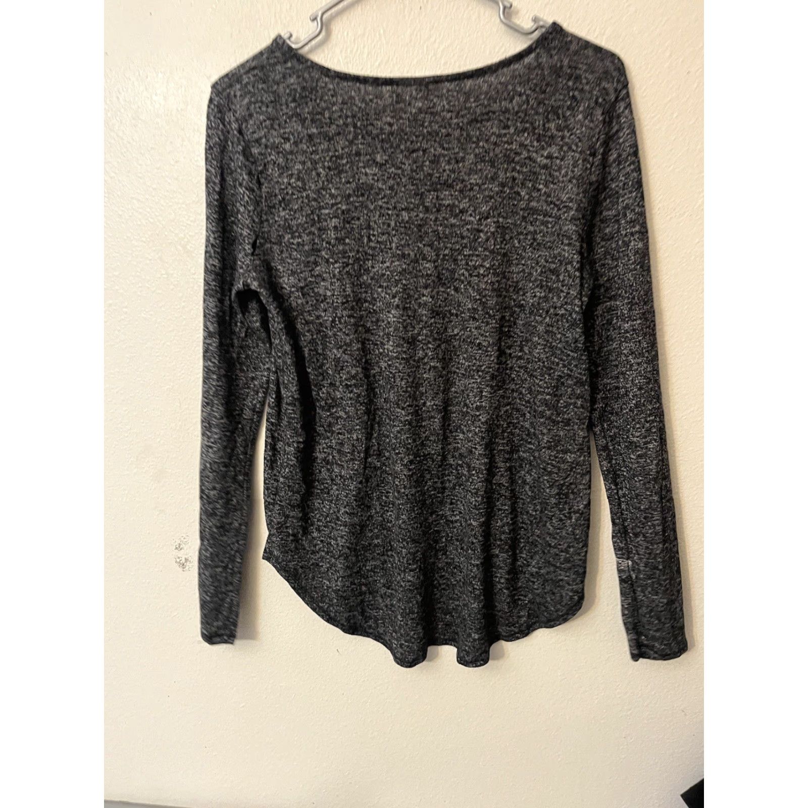 Old Navy Old Navy T-Shirt Women's Scoop Neck Long Sleeve Black M Casual Basic Cotton Pullover Shirt Size M / US 6-8 / IT 42-44 - 3 Thumbnail