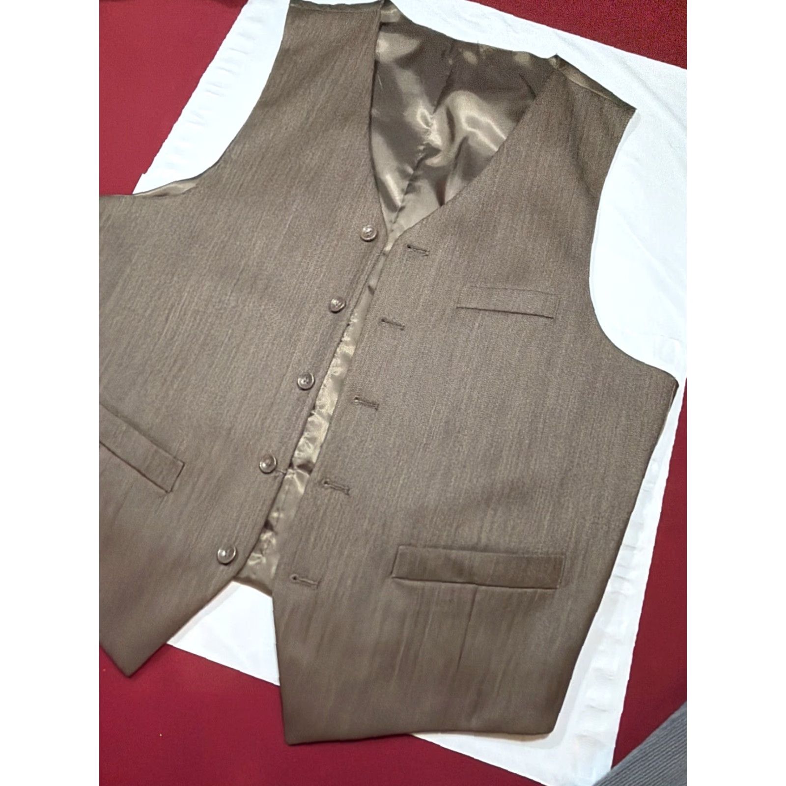 Vintage VINTAGE Loriano Vest Brown Wool Herringbone Button VEST Men’s 40R Brown Wool Formal Vest Stripe Pattern Back Strap 3 Pockets Satin Lining Mens Size US XXS / EU 40 - 7 Thumbnail