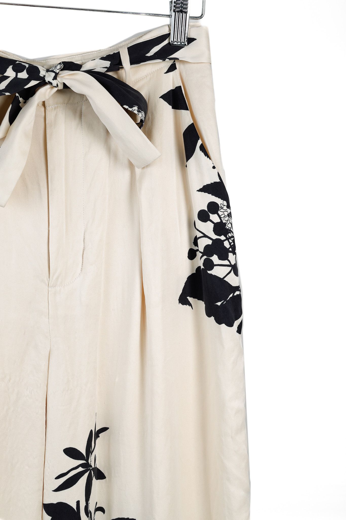 Equipment Equipment Evonne Cream Floral Silk Belted Trousers Size 27" / US 4 / IT 40 - 6 Thumbnail