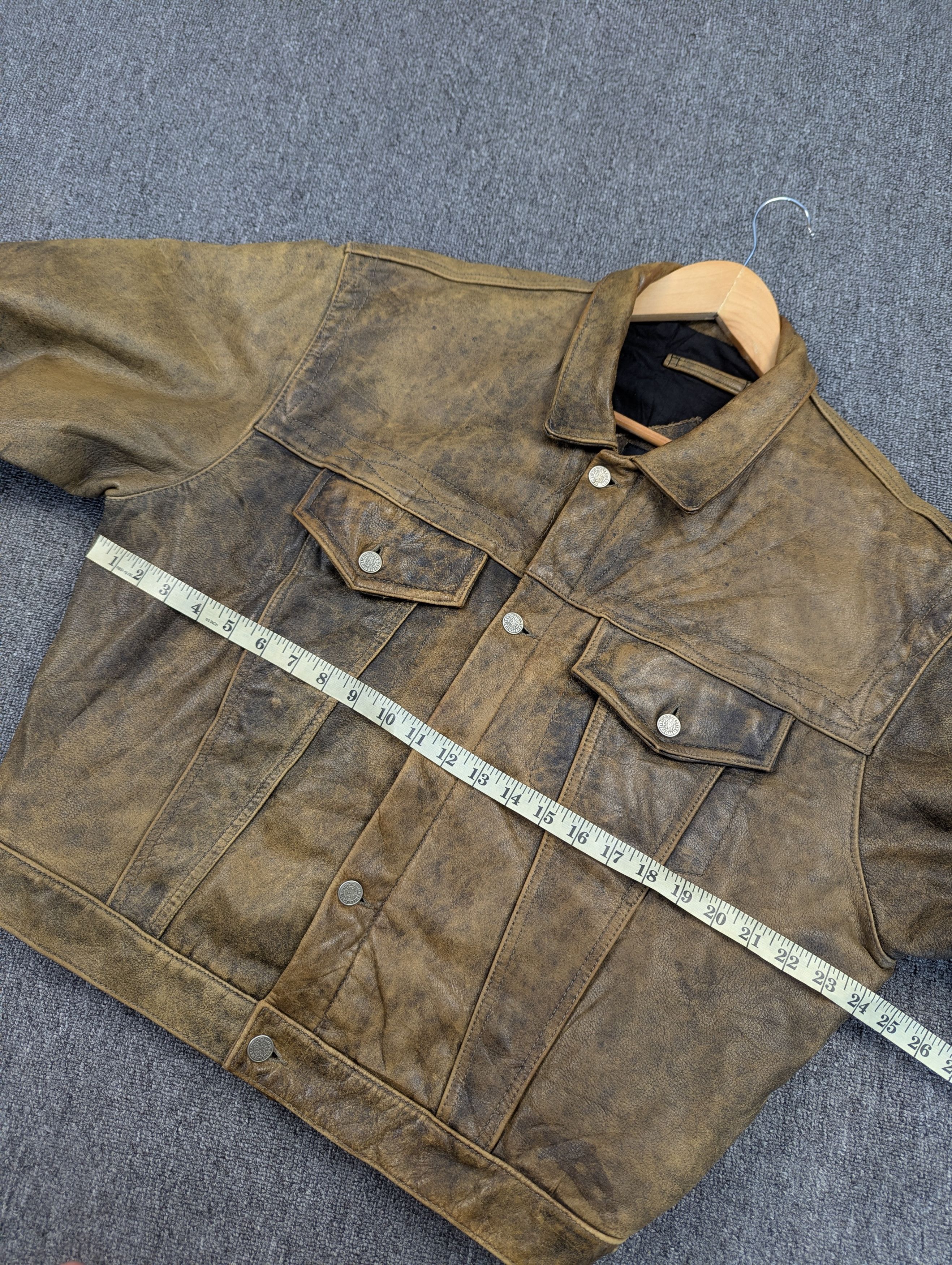Chevignon Vintage 80s W.R.D Chevignon Patina Distressed Leather Jacket Size US L / EU 52-54 / 3 - 17 Thumbnail