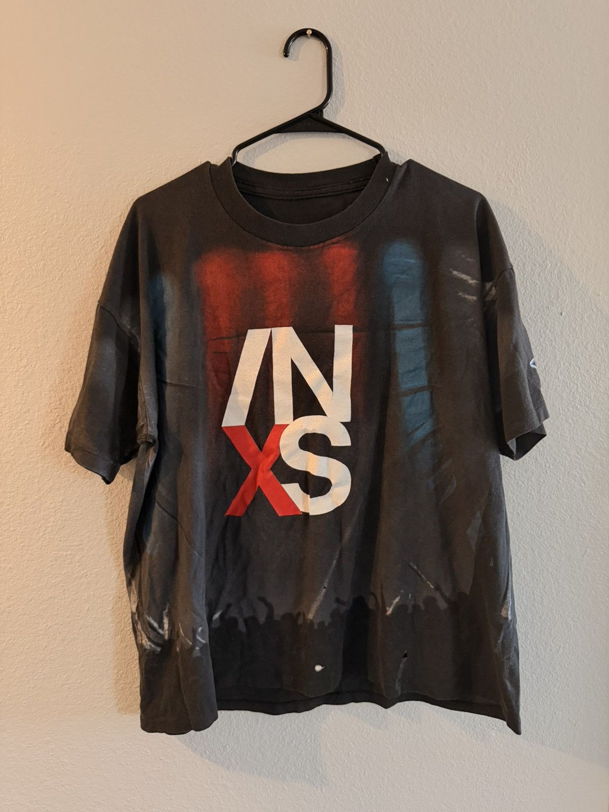 Vintage Vintage INXS x Blue Labatt’s beer t-shirt Size US L / EU 52-54 / 3 - 1 Thumbnail