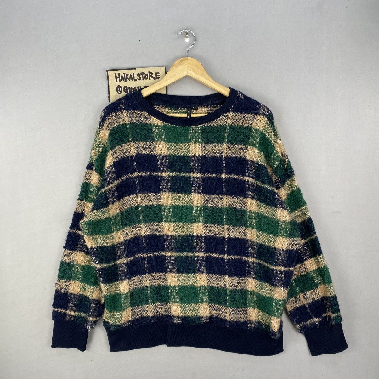 Aran Isles Knitwear HK WORK London Fuzzy Plaid Knit Sweatshirt Size US L / EU 52-54 / 3 - 1 Thumbnail
