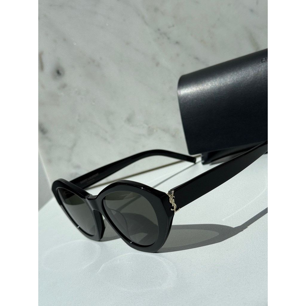 Saint Laurent Paris NEW Saint Laurent SL M60 Black Cat Eye Sunglasses Size ONE SIZE - 6 Thumbnail