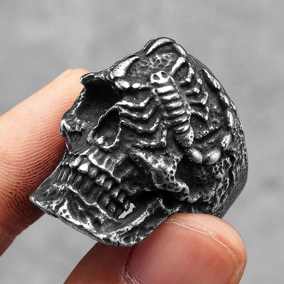 Vintage Scorpion Skull Men Ring Size ONE SIZE - 1 Thumbnail