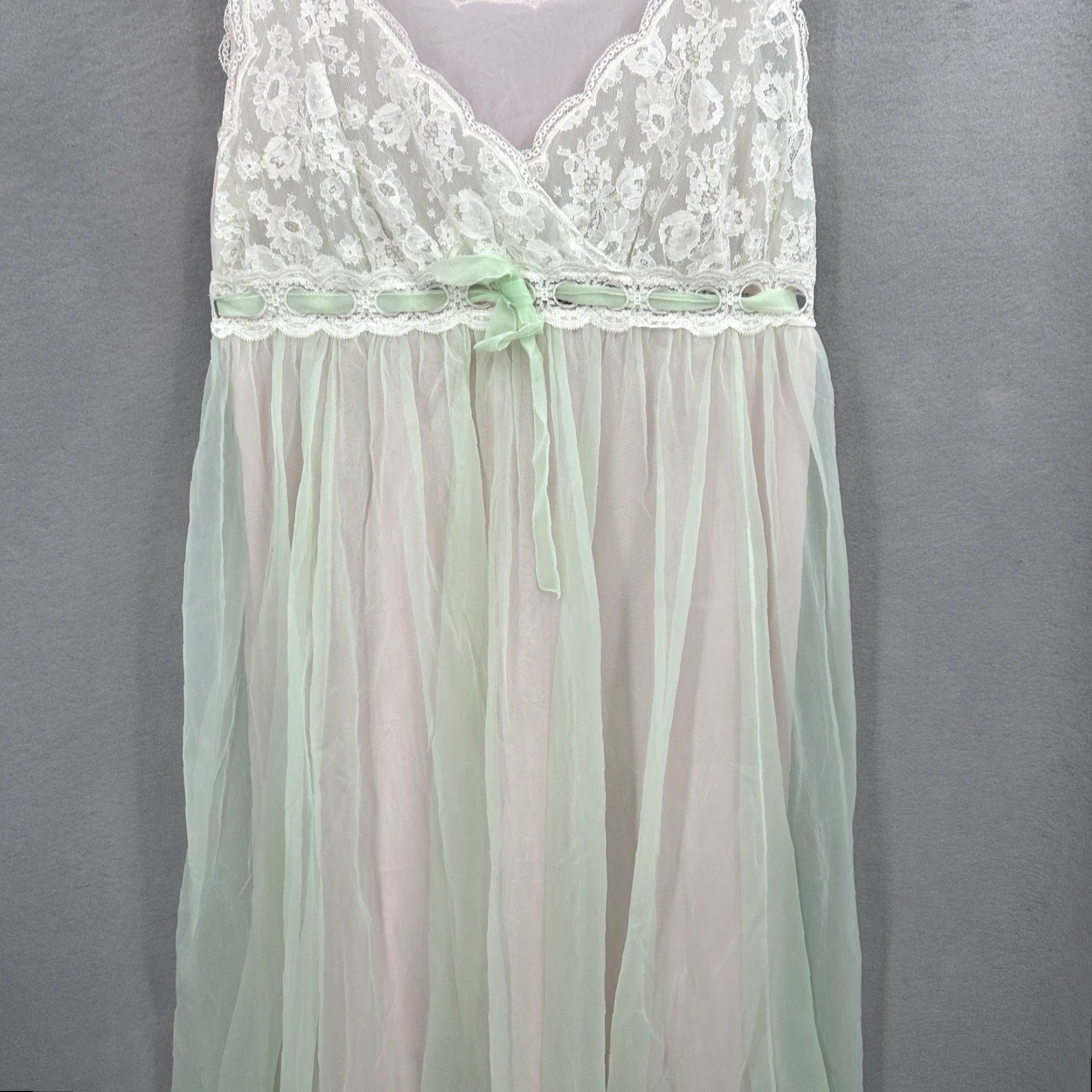 Vintage VINTAGE Orfalis France Nightgown Womens M Chiffon Green 1950s Sleepwear Art Deco Size ONE SIZE - 4 Thumbnail