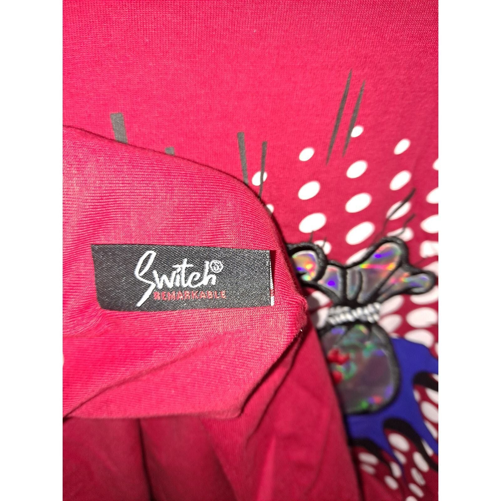 Other Switch Short Sleeve Red Tee with Money Bag Design Size XL Size US XL / EU 56 / 4 - 5 Thumbnail