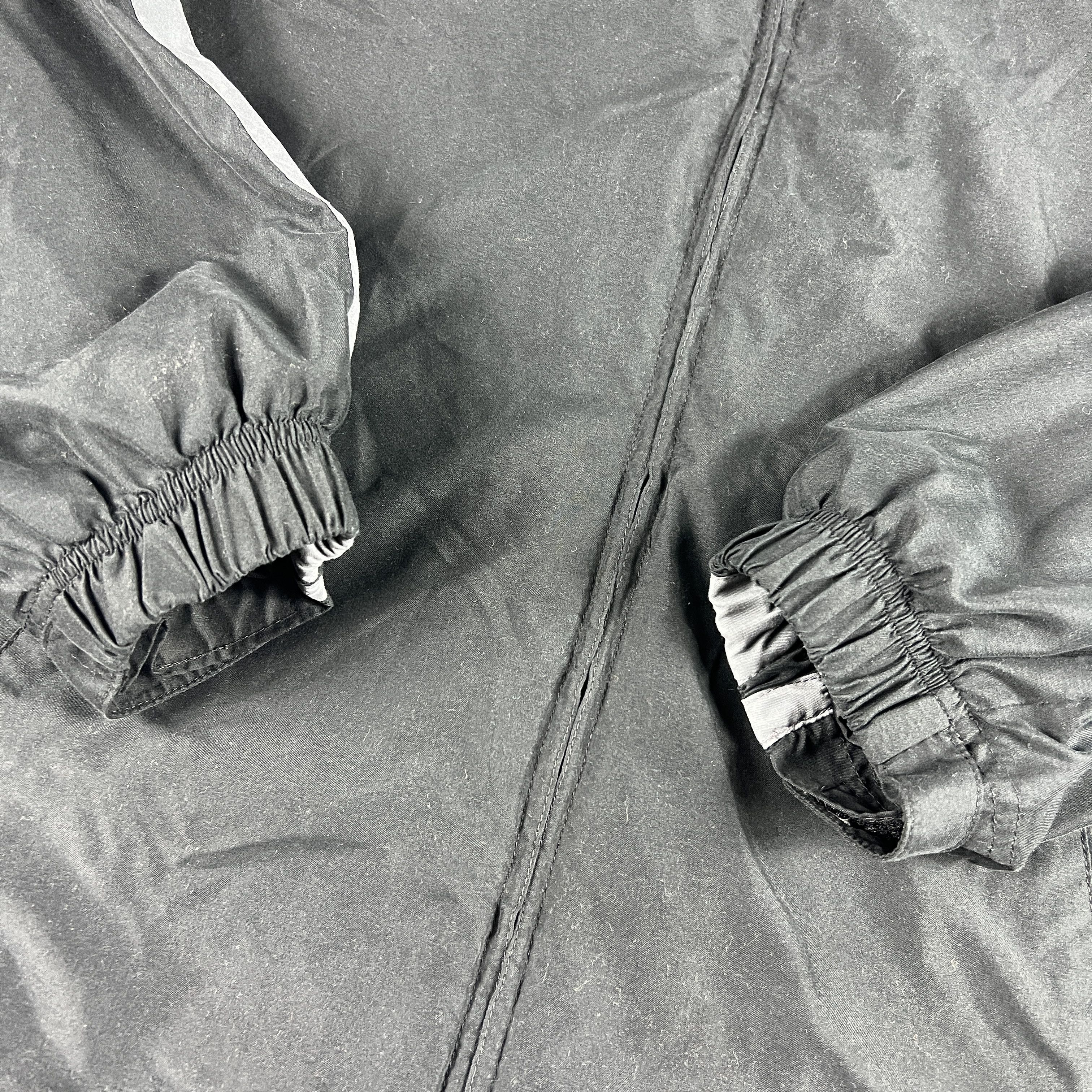 Nike Y2K Nike Track Jacket Black Grey Striped FullZip Long Sleeve Size US L / EU 52-54 / 3 - 2 Thumbnail