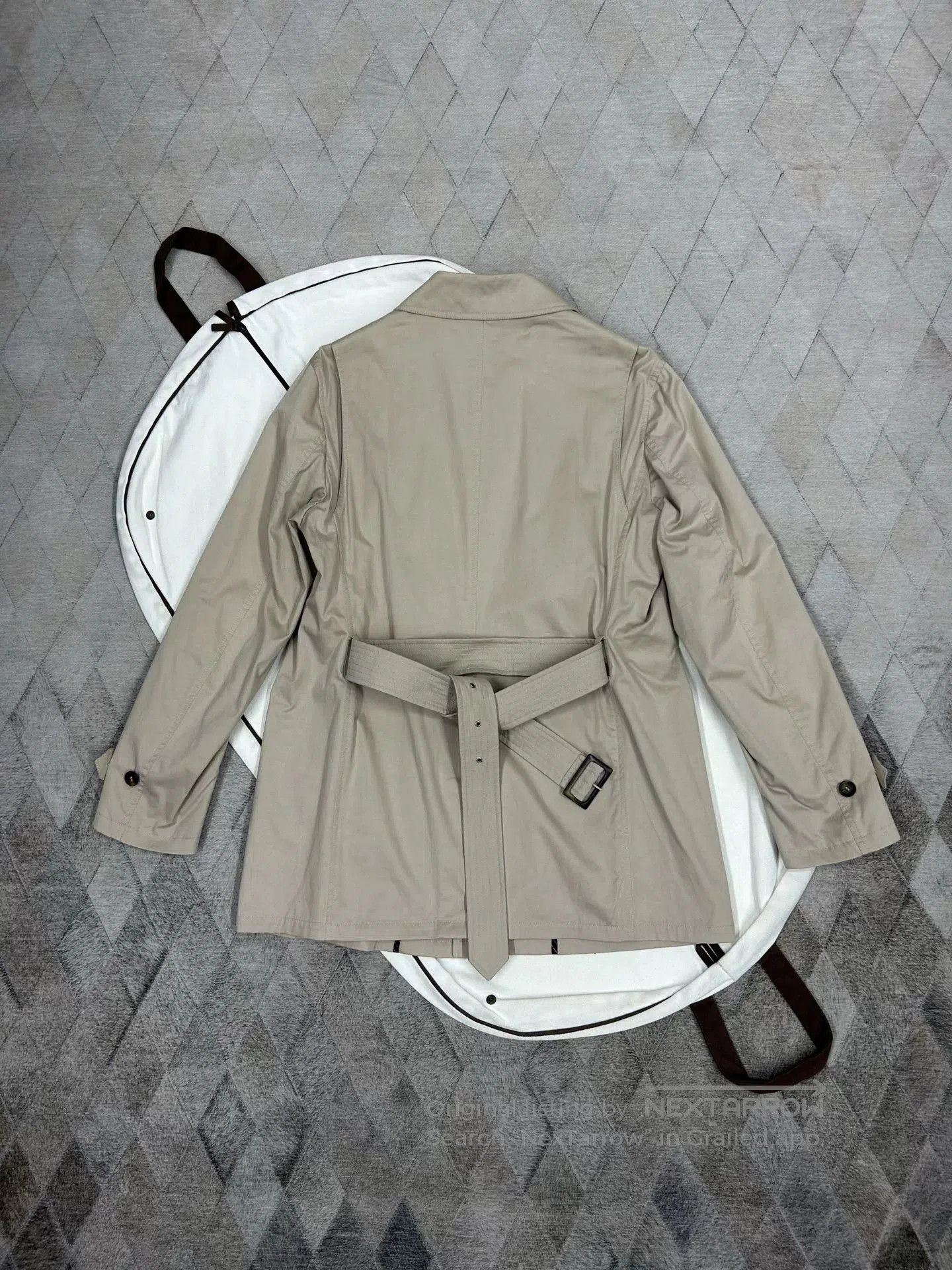 Giorgio Armani Giorgio Armani Beige Trench Coat. Size US M / EU 48-50 / 2 - 3 Thumbnail
