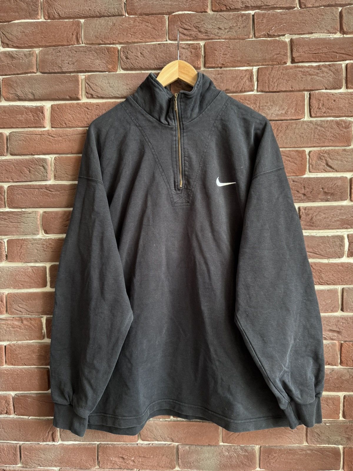 Nike Vintage 90s Nike Small Swoosh Logo 1/4 Zip Sweatshirt L Blac Size US L / EU 52-54 / 3 - 1 Thumbnail
