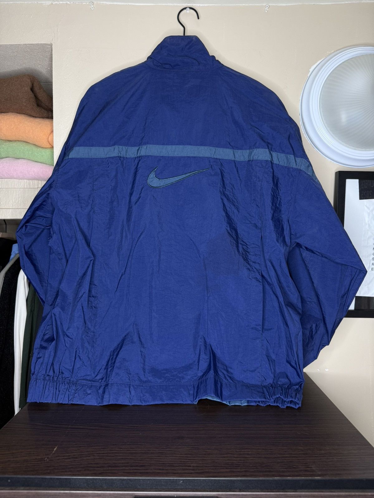 Nike Vintage Nike Jacket XL Blue Swoosh Full Zip 90s Windbreaker Size US XL / EU 56 / 4 - 2 Thumbnail
